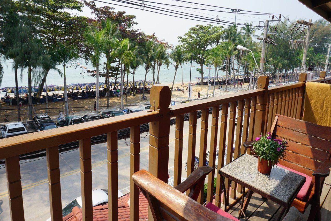 Jomtien Boathouse Hotel Pattaya Bagian luar foto