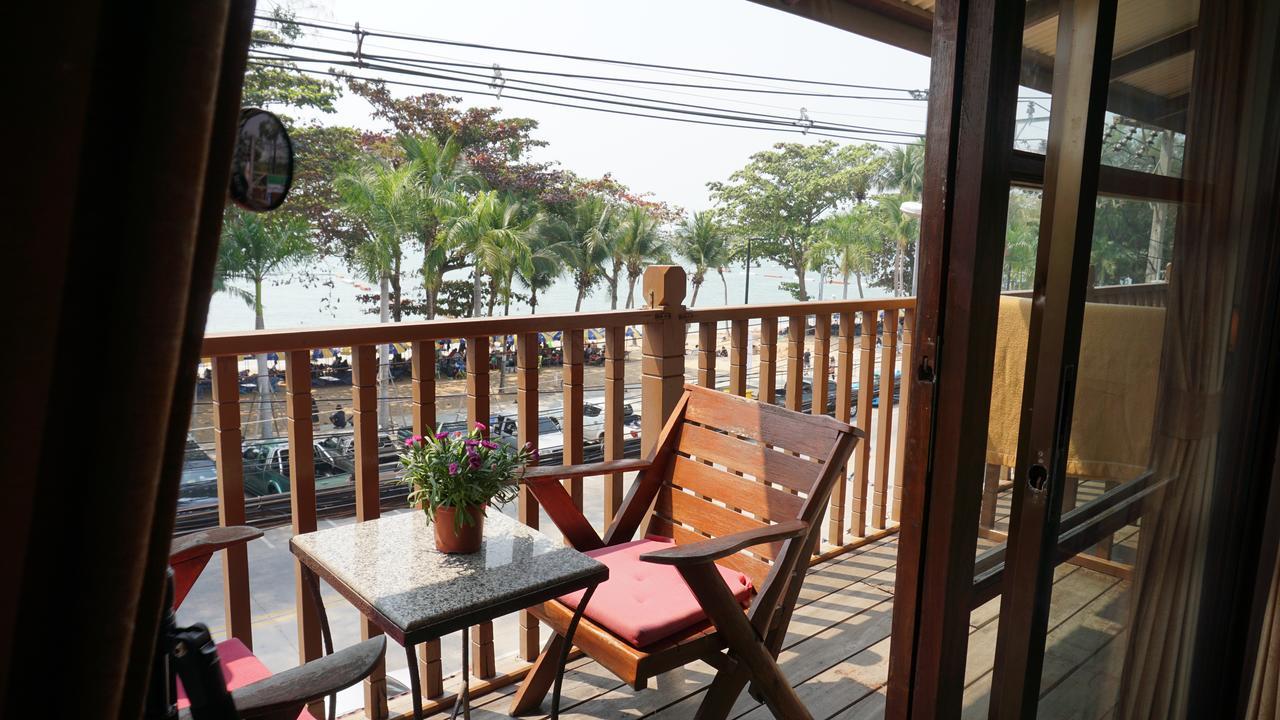 Jomtien Boathouse Hotel Pattaya Bagian luar foto