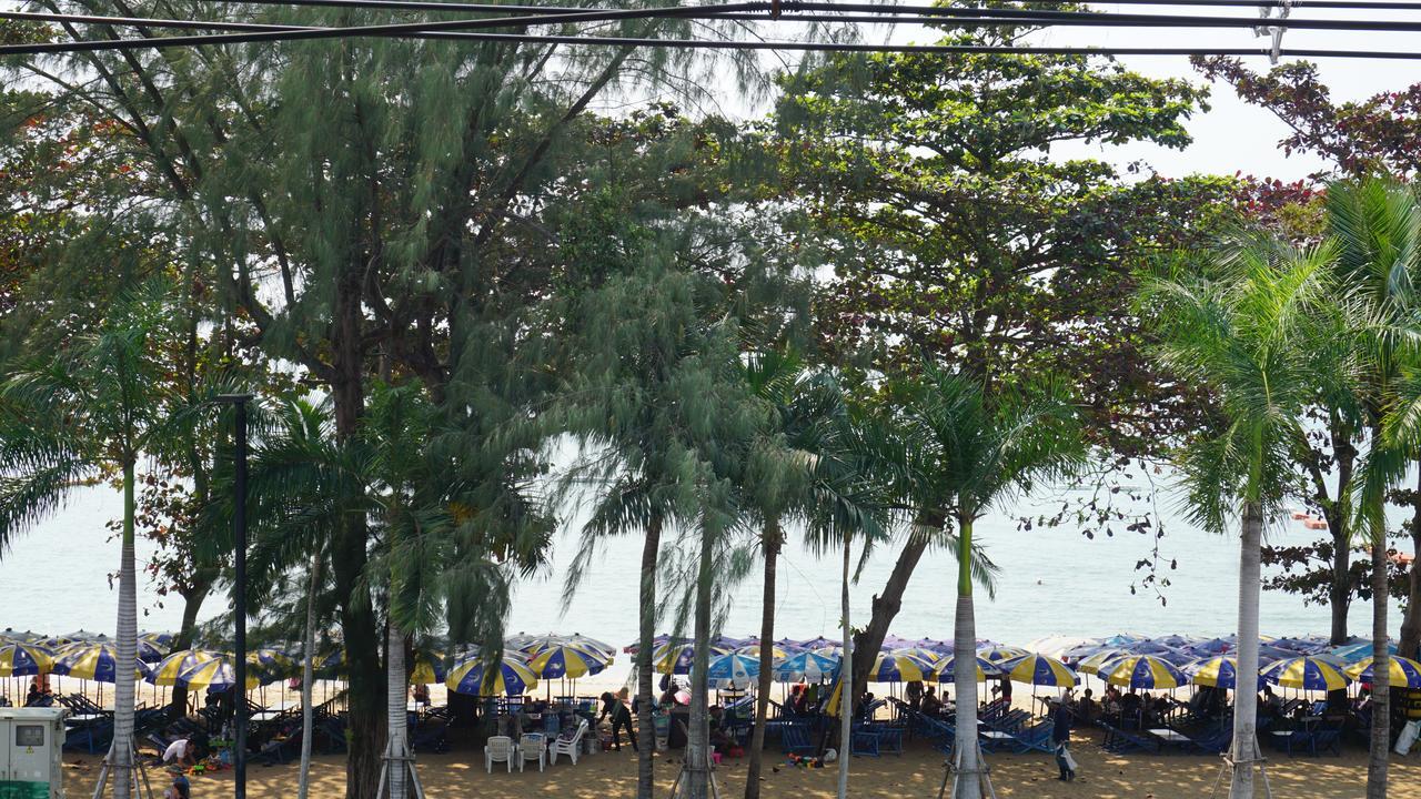 Jomtien Boathouse Hotel Pattaya Bagian luar foto